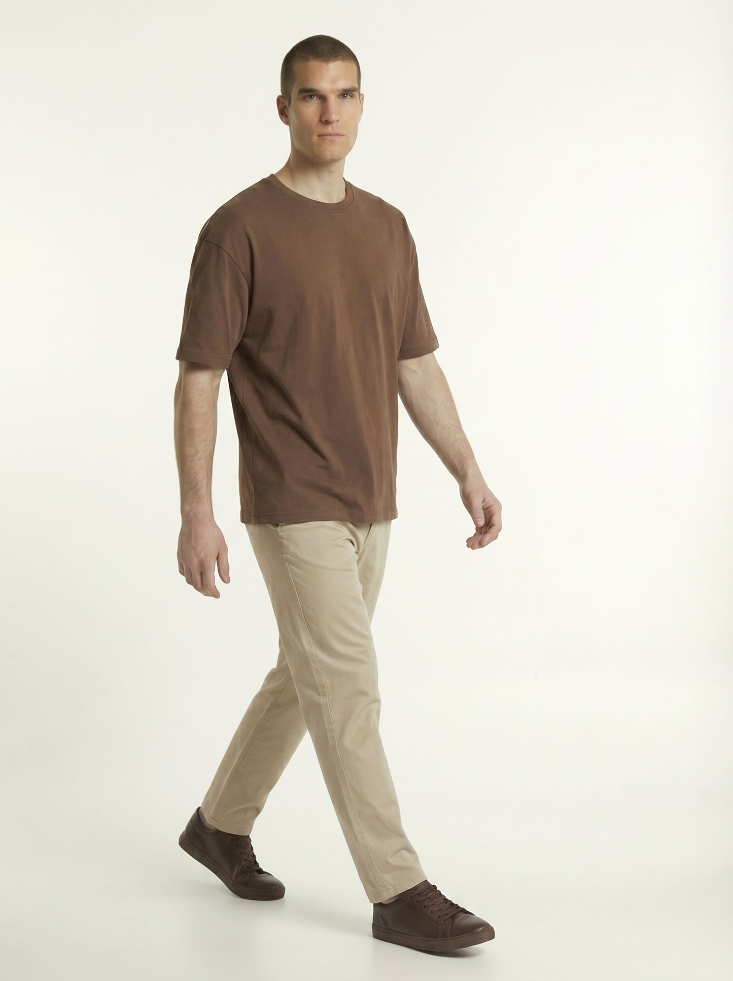 Premium 220 GSM Oversized Cotton T-Shirt – Unisex