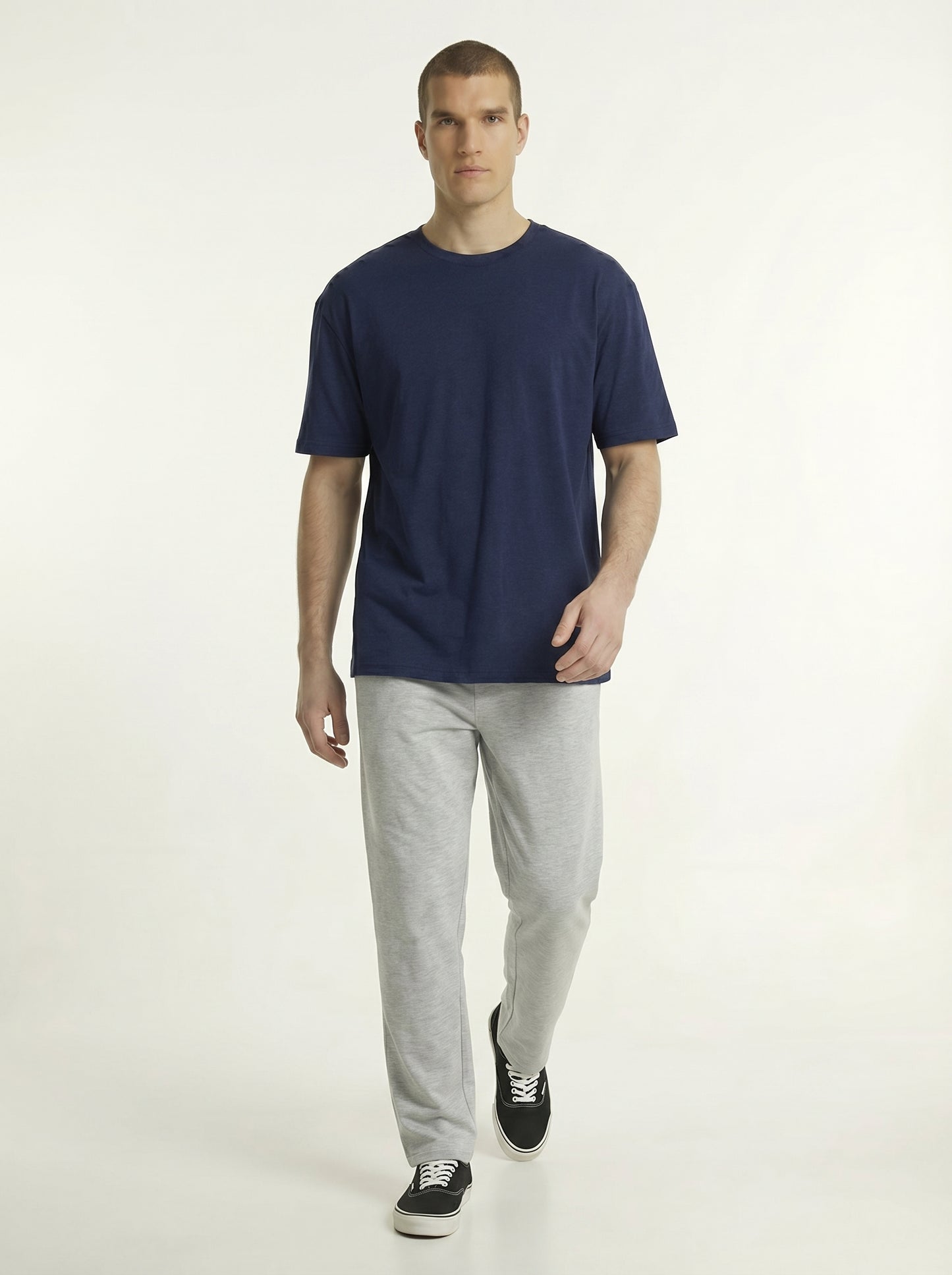 Premium 220 GSM Oversized Cotton T-Shirt – Unisex