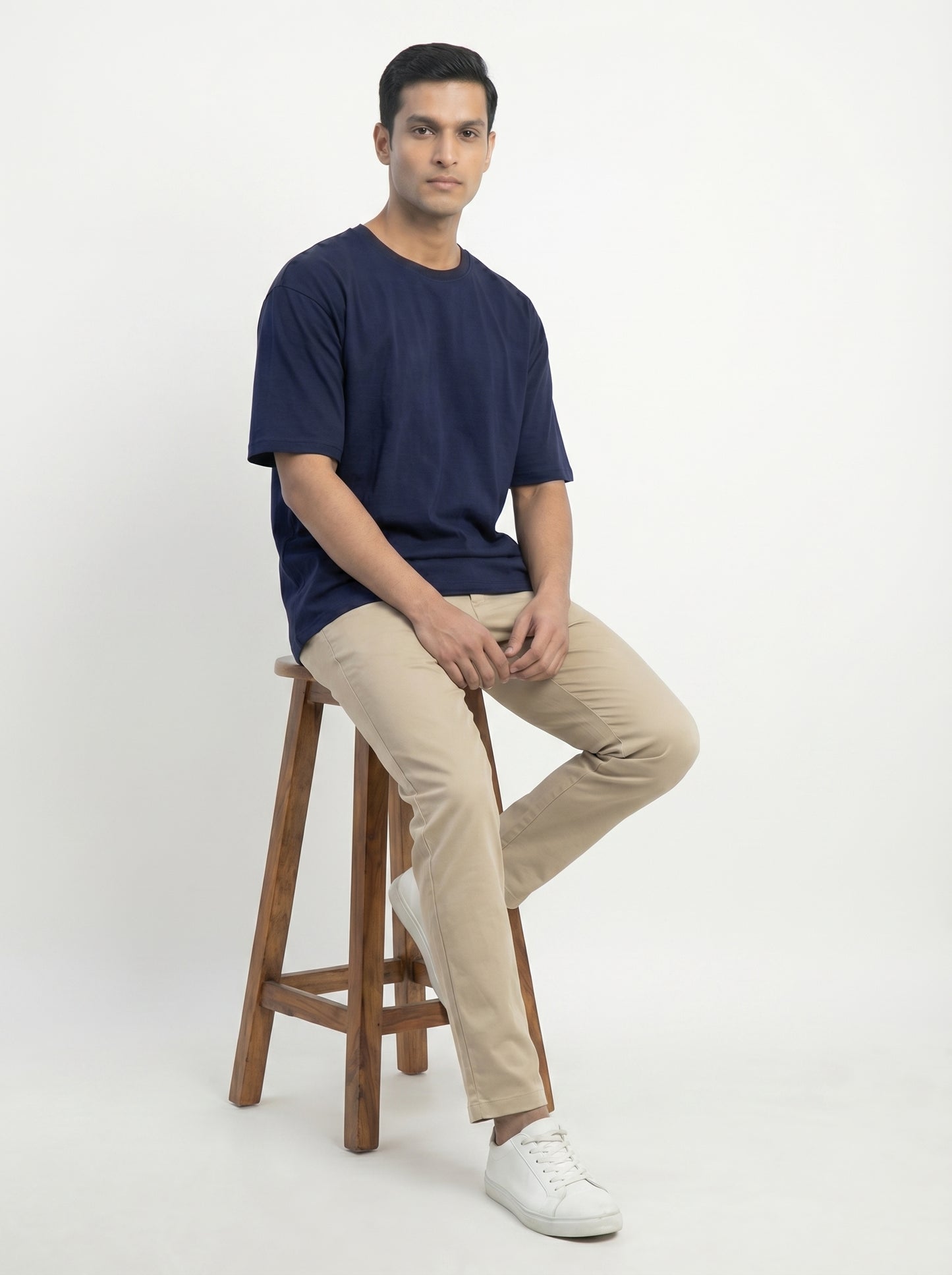 Premium 220 GSM Oversized Cotton T-Shirt – Unisex