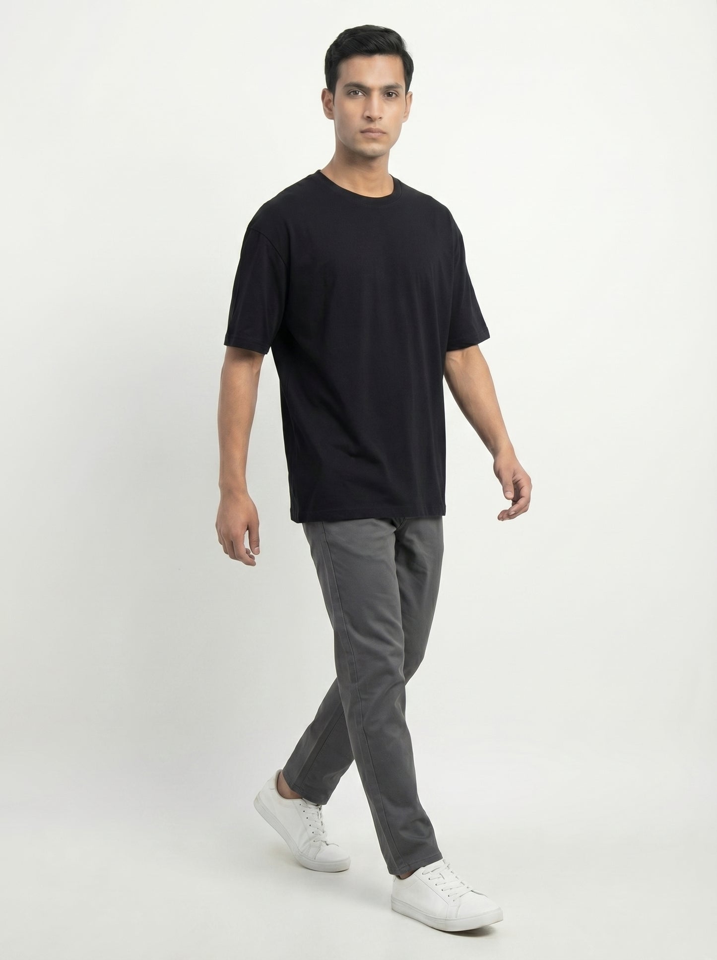 Premium 220 GSM Oversized Cotton T-Shirt – Unisex