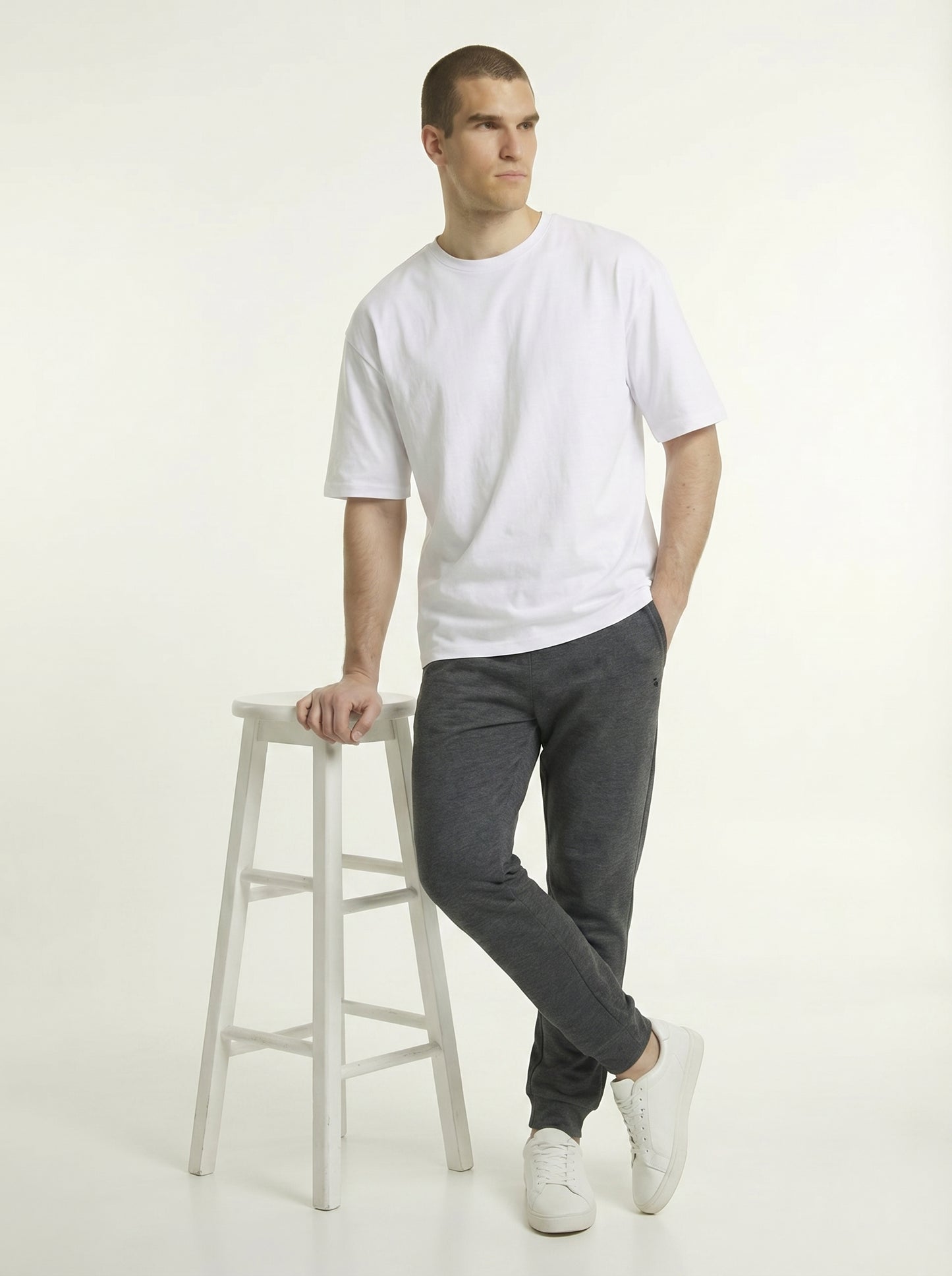Premium 220 GSM Oversized Cotton T-Shirt – Unisex