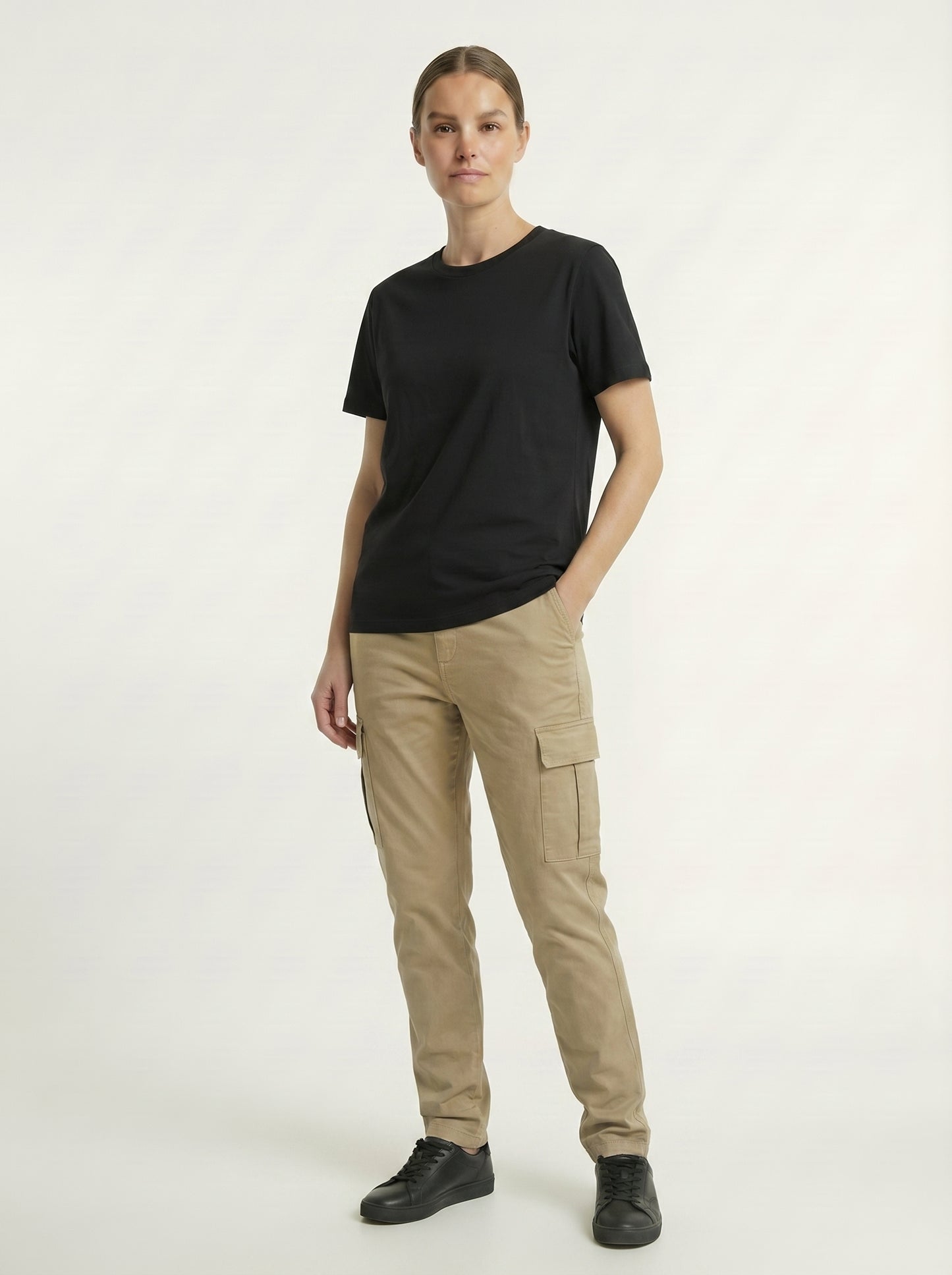 Premium 220 GSM Oversized Cotton T-Shirt – Unisex